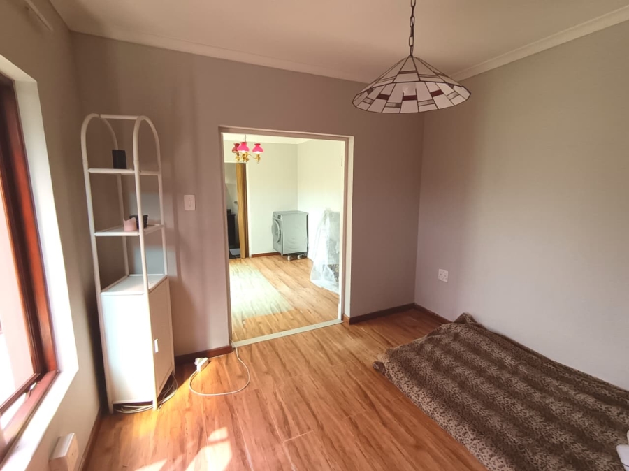 7 Bedroom Property for Sale in Walmer Eastern Cape